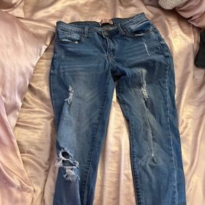 RIPPED JEANS MEDIUM WASH